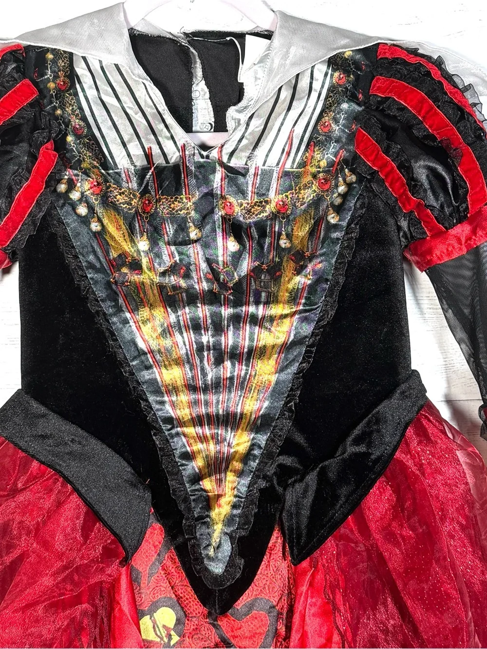 Disney Alice Through the Looking Glass Red Queen Deluxe Costume Girls 7/8